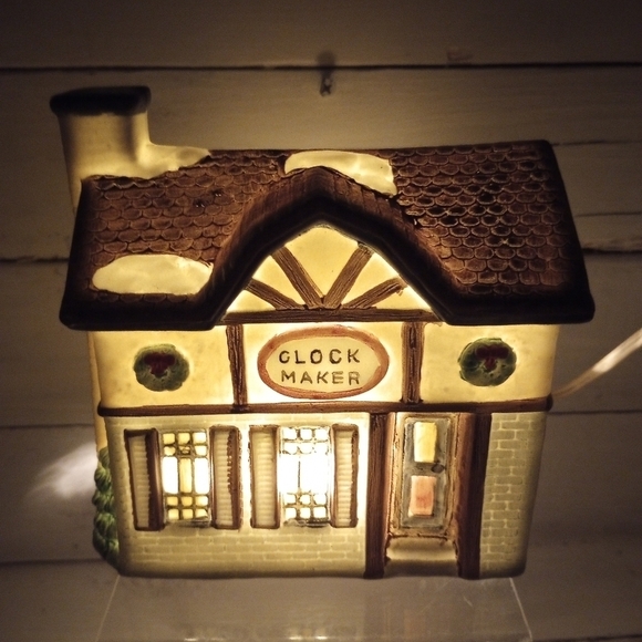 Christmas Americana Porcelain Collection Clock Maker Lighted Christmas Village - Picture 2 of 10